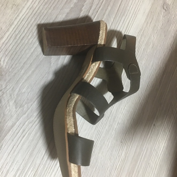 High heel sandals brown - French brand - Picture 4 of 4